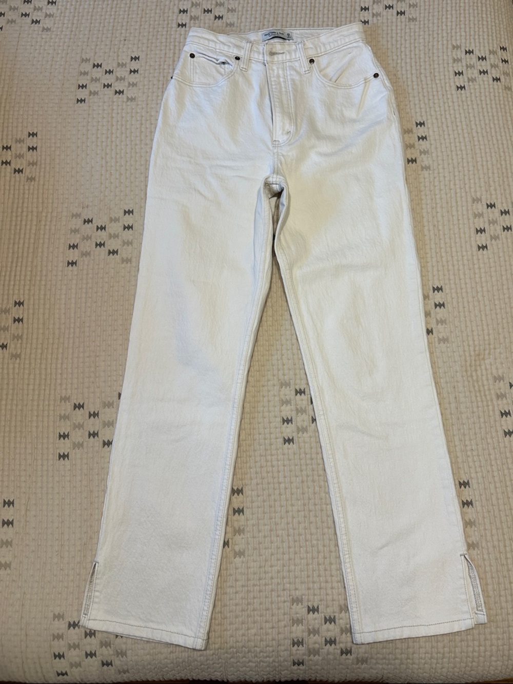 Abercrombie & Fitch White Jeans with Ankle Slit